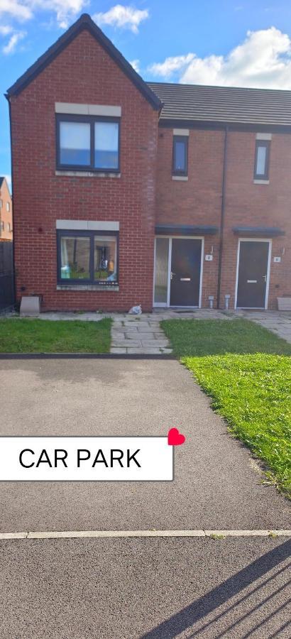 Free Car Park And Walk To Coop, Etihad , Piccadilly Manchester Luaran gambar